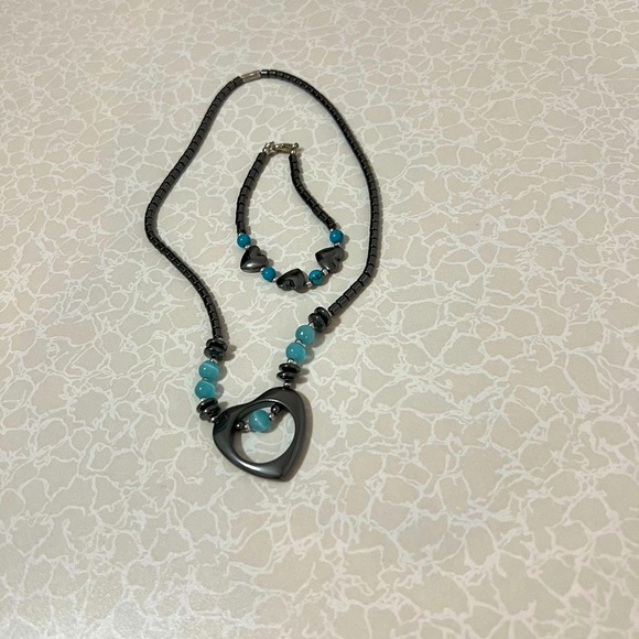 Hematite Necklace & Bracelet For Women both with pearls & hearts design - Picture 3 of 7